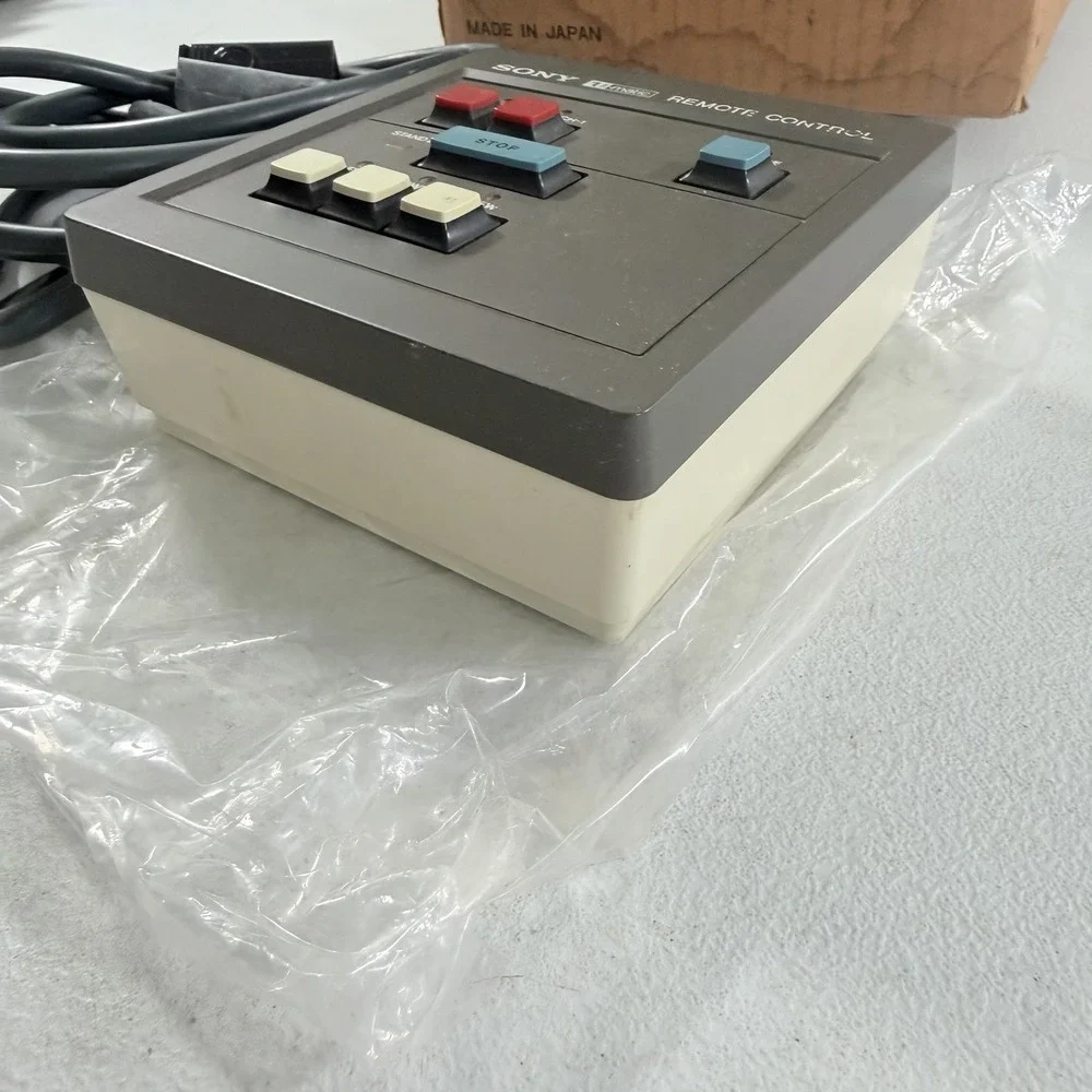 Sony RM-420 U-Matic Remote Control W/ Original Box AS IS‎ UNTESTED